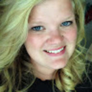 Meet your Posher, Cayla